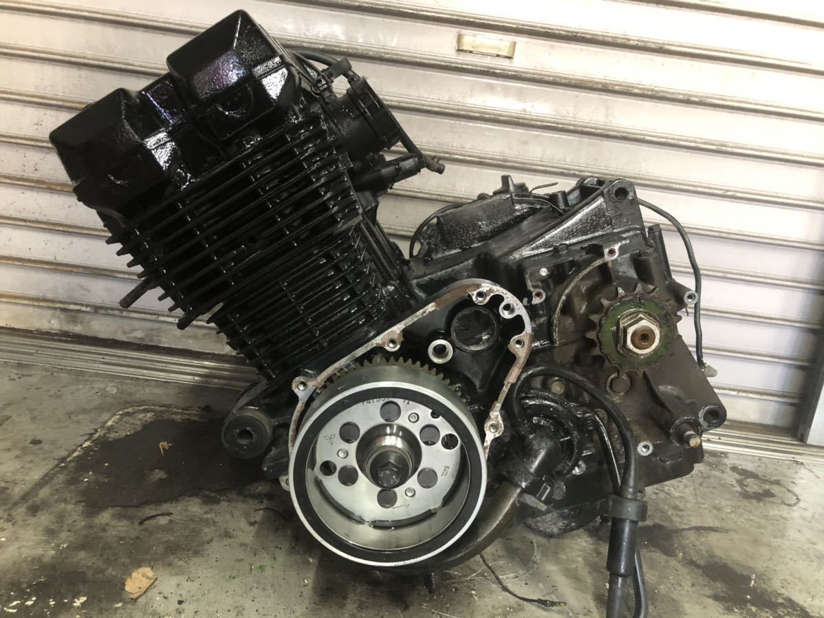 耐熱塗装済み 確実実働 極上 Zrx400 エンジン ゼファー400 Z400gp Z400fx Zxr400 バリオス250 Gpz400r エンジン 外装 純正 Beet 251cc 400cc 売買されたオークション情報 Yahooの商品情報をアーカイブ公開 オークファン Aucfan Com