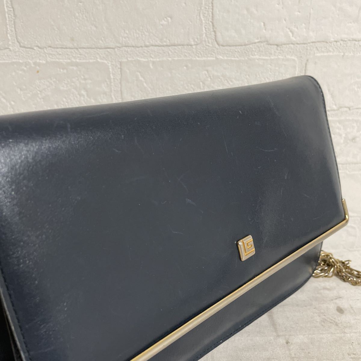 2613☆ Guy Laroche ギラロッシュ フランス製 レザー チェーンバッグ 