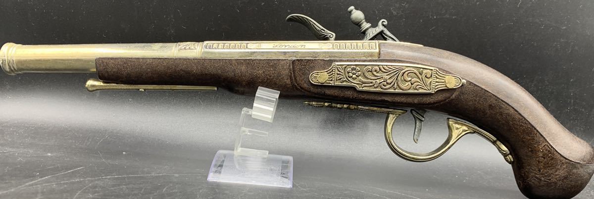 Hodley London Hadley 1760 フリントロック式 銃 西洋武具 アンティーク レプリカ ピストル 海賊銃 装飾銃 古式銃 インテリア モデルガン モデルガン 売買されたオークション情報 Yahooの商品情報をアーカイブ公開 オークファン Aucfan Com