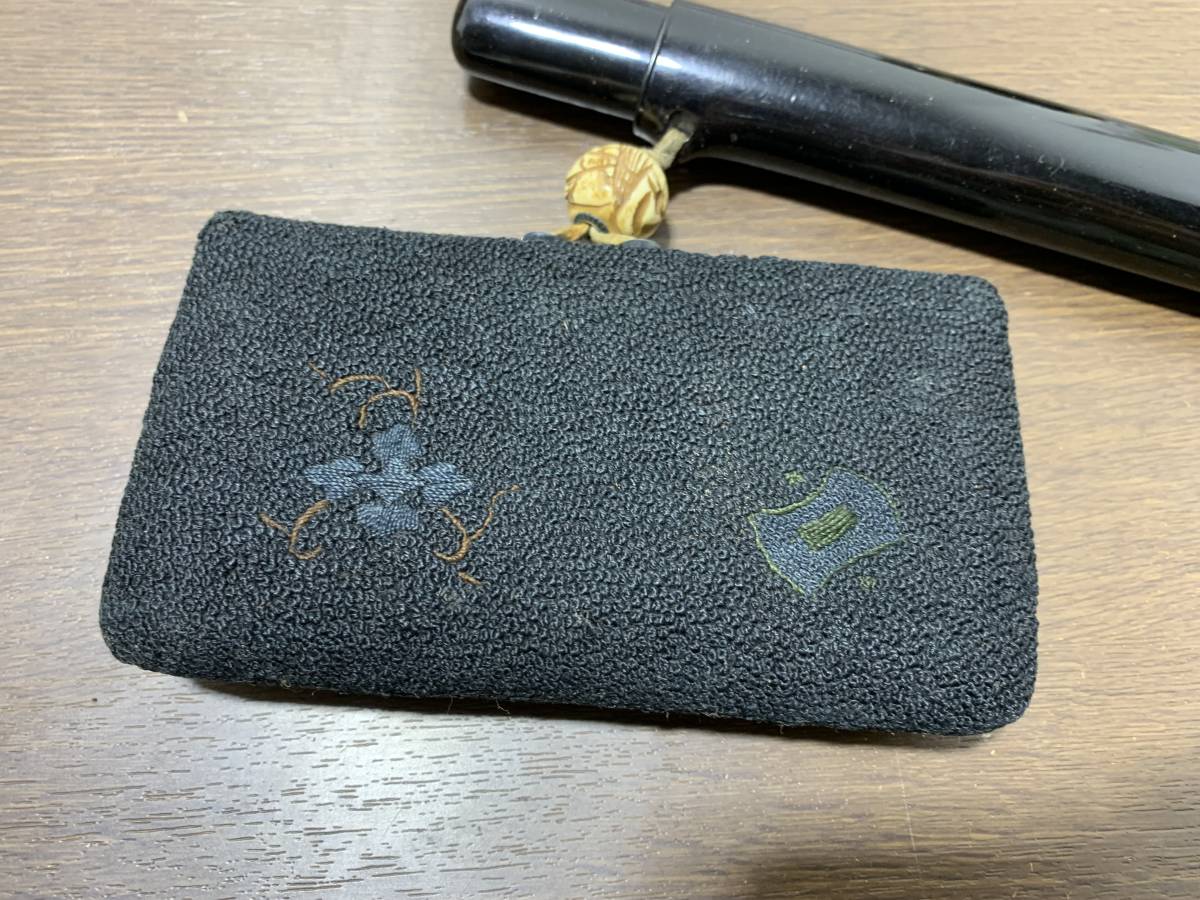 武者前金具煙草入れ 唐画煙管筒 煙草入れ | – 彫刻 在銘 古