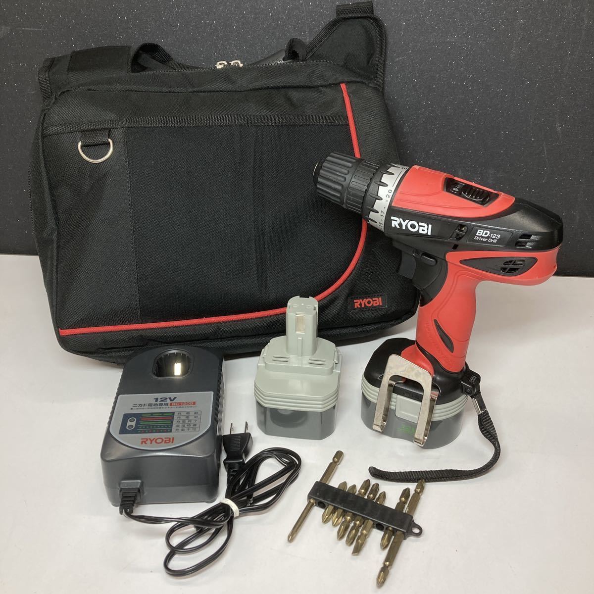 大人気，100%新品 RYOBI リョービ 充電式 ドライバードリル BD-123 バッテリー2個/充電器/収納鞄付き 電動工具(本体)｜売買されたオークション情報、yahooの商品情報をアーカイブ公開 - オークファン ドリルドライバー