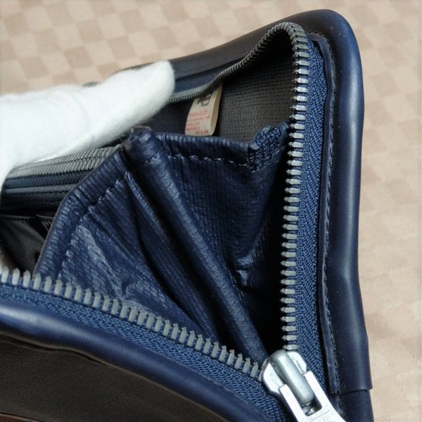 ほぼ未使用品】LUGGAGE LABEL ラゲッジレーベル ラウンドファスナー 長