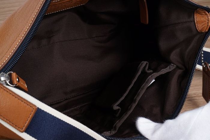 使用わずか 極美品】コーチ COACH ショルダーバッグ レディース