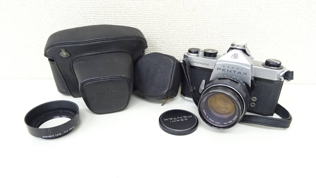 Pentax Spotmatic Camera Asahi SP 55mm SLR + Super-Takumar f⁄2