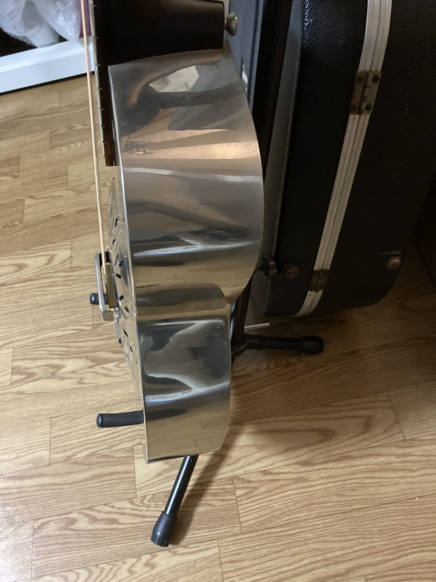 Johnson ジョンソン Axl 998 リゾネーターギター メタルボディ Martin用ハードケース付 ドブロギター 本体 売買されたオークション情報 Yahooの商品情報をアーカイブ公開 オークファン Aucfan Com