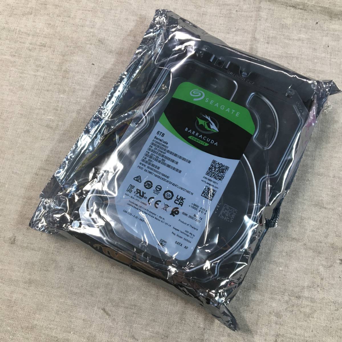 新品・未開封Seagate BarraCuda 8TB 3 5インチ HDD ST8000DM004 未開封 