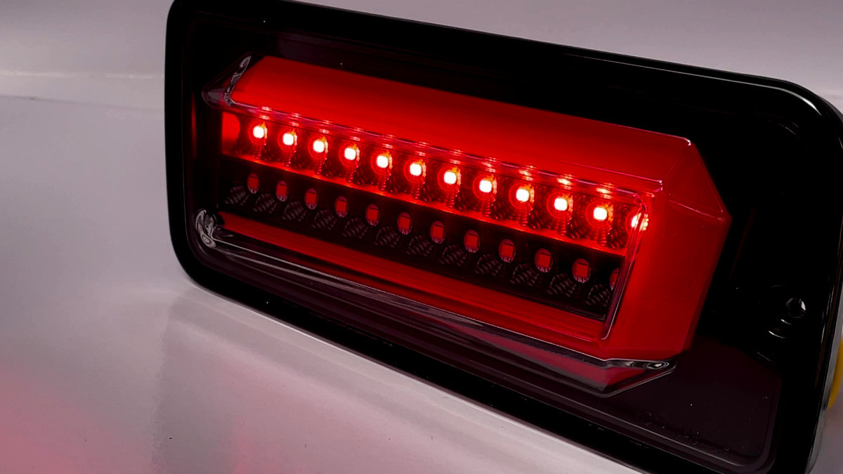ダイハツ ハイゼットS200系/S500系 流れるウインカーフルLEDテール黒 他トヨタピクシス/サンバートラックOEM対応 左右1set CTD-24◆即納!◆ 限定特価！ダイハツ ダイハツ ハイゼットトラックS200系&frasl;S500系 ハイゼットs200p 流れるウインカーフルLED 安い，大得価