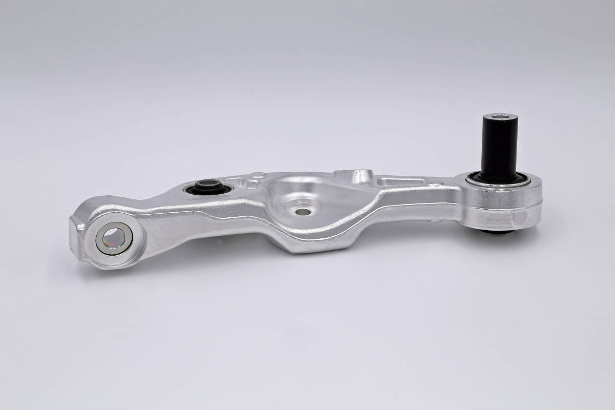 新作，SALE □ レクサス LEXUS LS460 フロント ロアアーム No.2 左右 1set