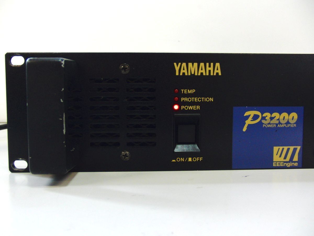 YAMAHA P3200 パワーアンプ　動作品 中古】YAMAHA P3200 パワーアンプ 【訳あり動作品】*341031 YAMAHA 訳