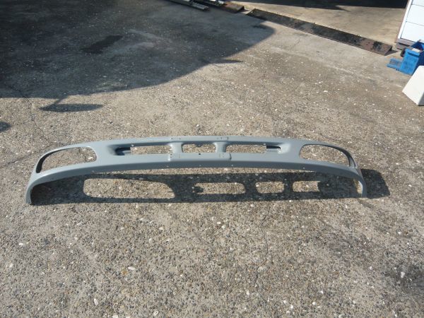 赤字超特価，新作 日野純正 レンジャー フロントバンパー 新車外し 傷有 標準幅 平成24年 ①(バンパー)｜売買されたオークション情報、yahooの商品情報をアーカイブ公開 - オークファン 外装
