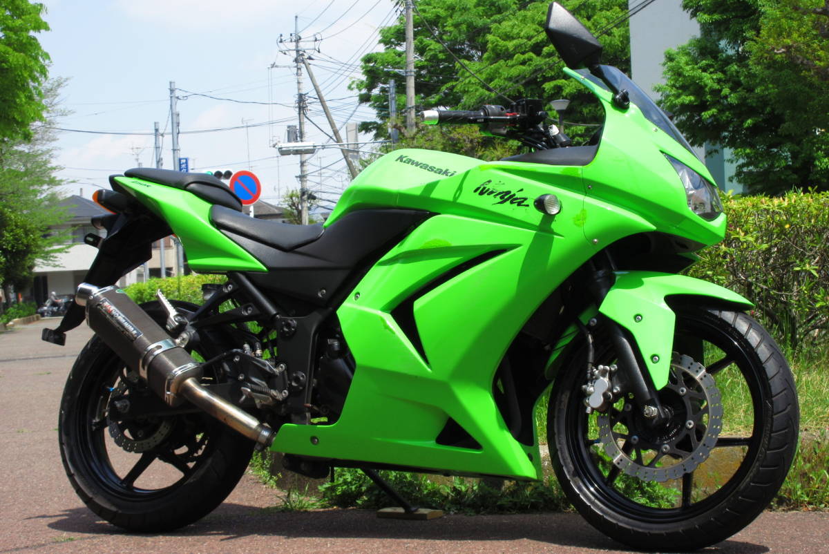 ☆NINJA250R EX250K ☆ライムグリーン！ヨシムラマフラー付きでカッコ