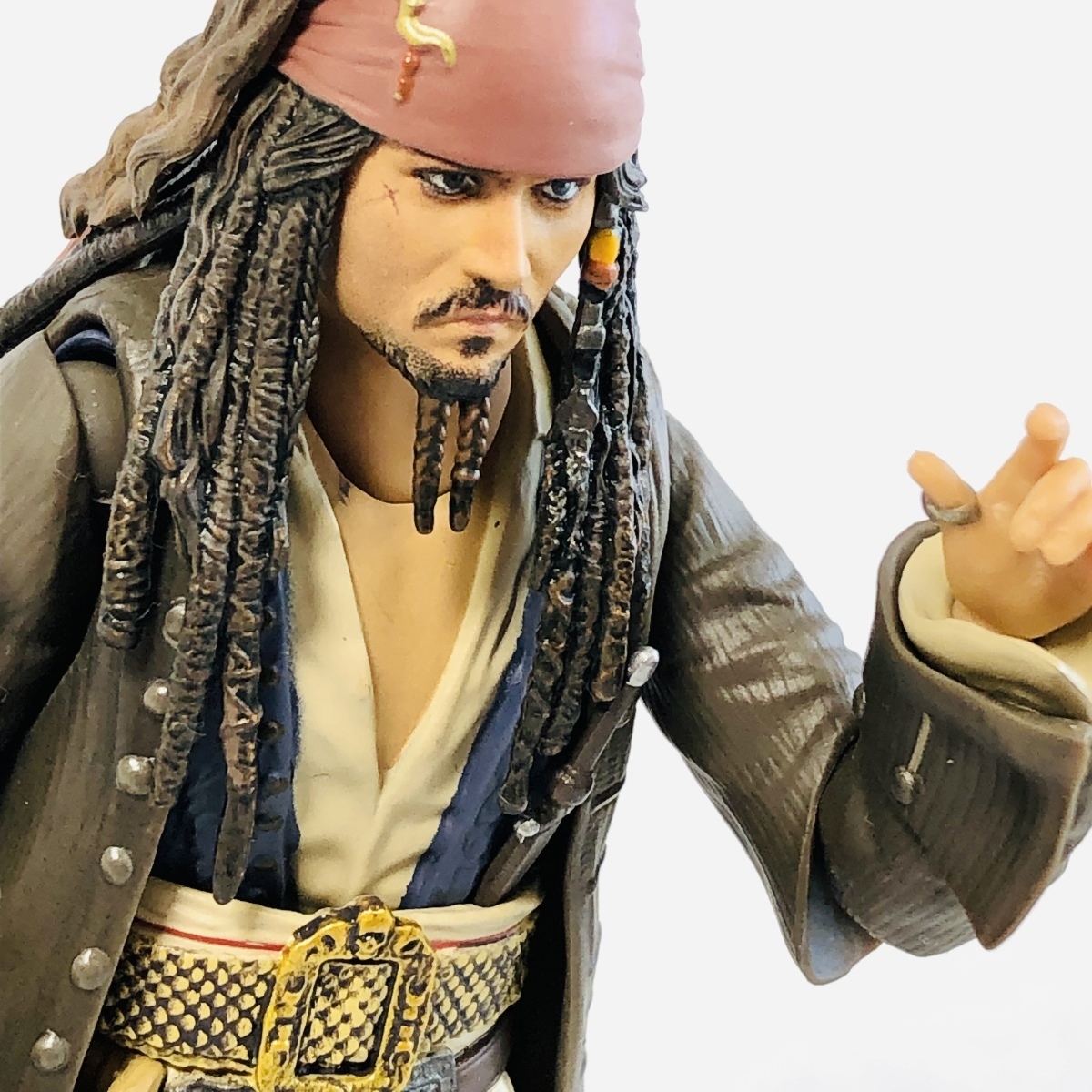 中古品 S.H.Figuarts フィギュアーツパイレーツ・オブ・カリビアン 