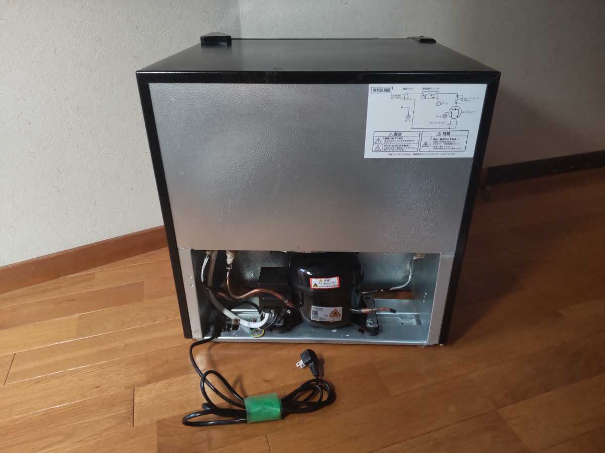 アイリスオーヤマ小型1ドア冷蔵庫 46L 黒 取扱説明書付き 冷蔵庫 46L