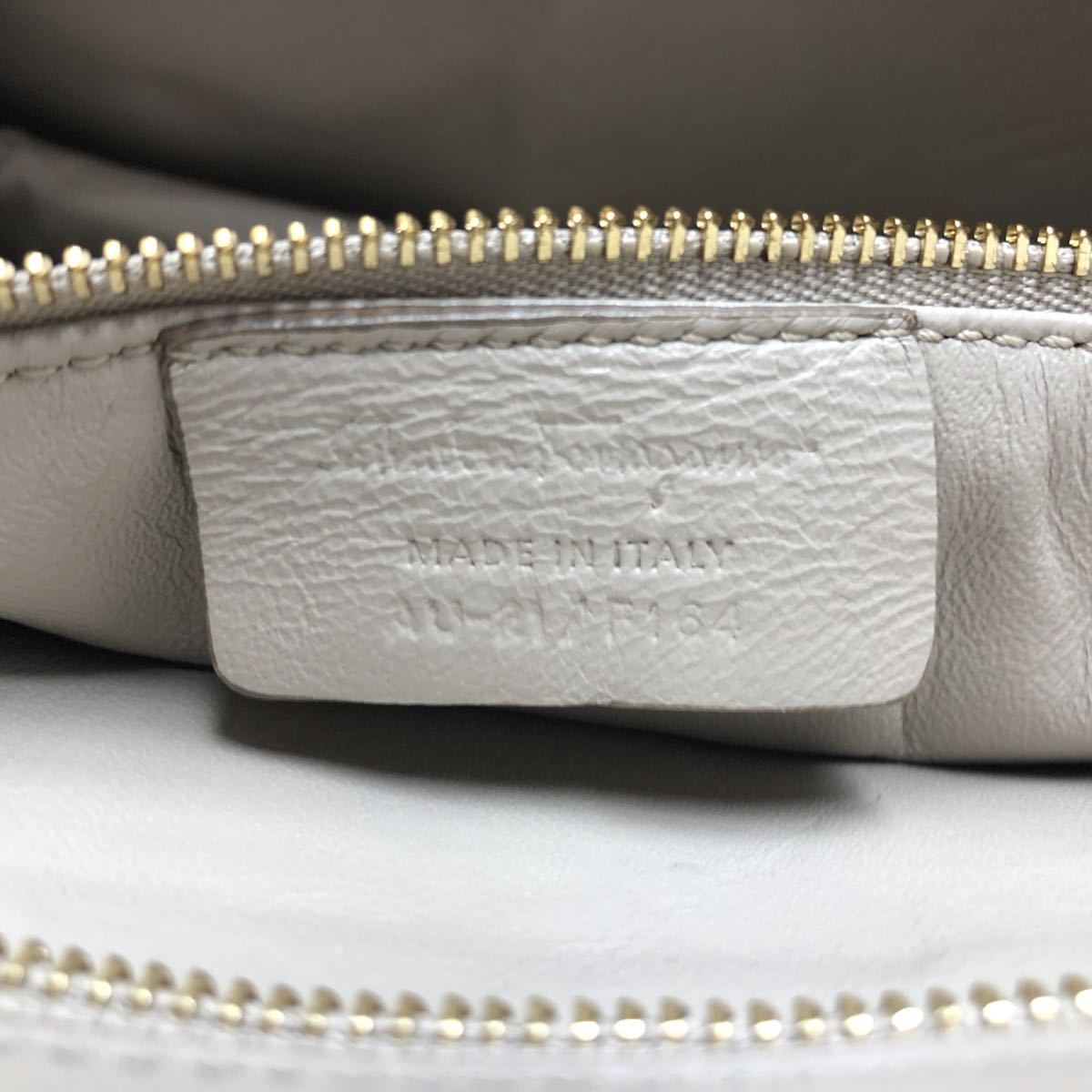 1円《極美品》 Salvatore Ferragamo ショルダーバッグ チェーン 