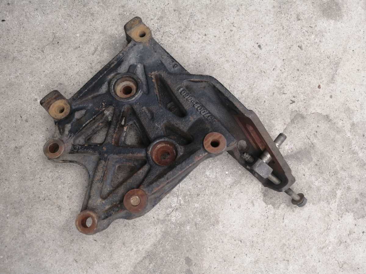 S13 シルビア エアコン エアコンプレッサー ブラケット ステー s114 