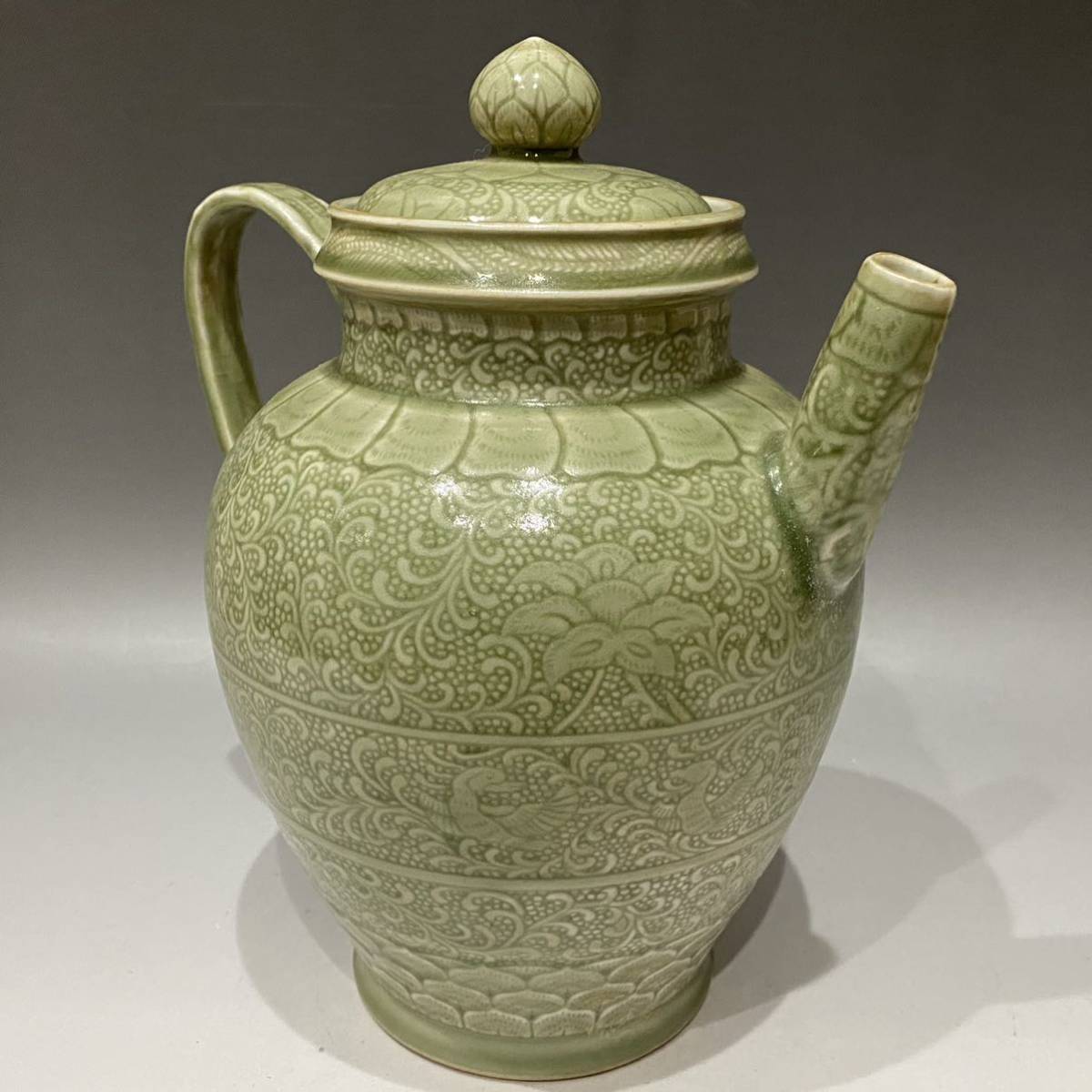 龍泉窯 | 青磁 公式通販 明代 貫耳花瓶！高さ17.6cm、直径9.7 cm、 付 