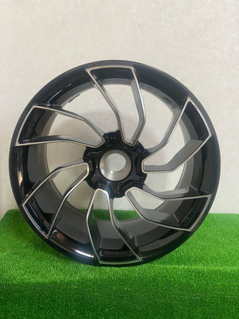 DUCATI XDiavelS リアホイール ディアベル ドカティ ドゥカティ