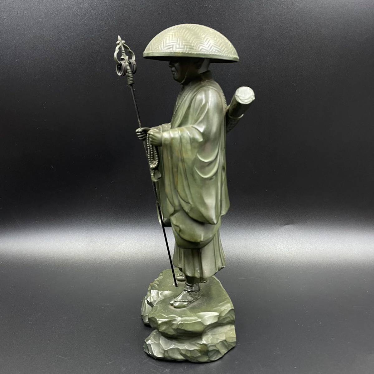 牧田秀雲作 空海 弘法大師像 彫刻 立像 置物 仏教 僧侶 銅像 置物 仏像