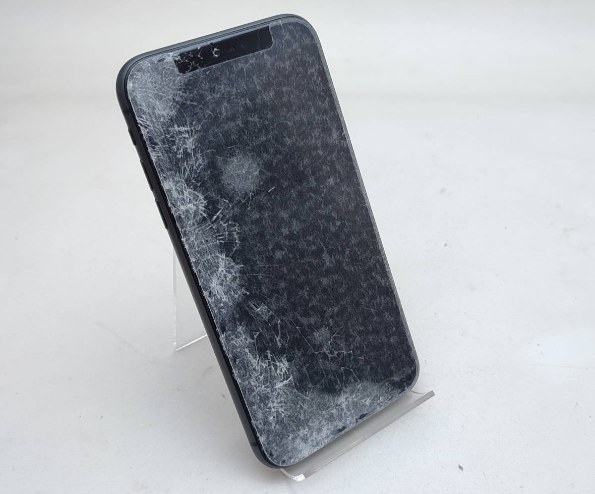 ジャンク品 iPhone11 64GB ブラック SIMロック解除済み ガラス割れ