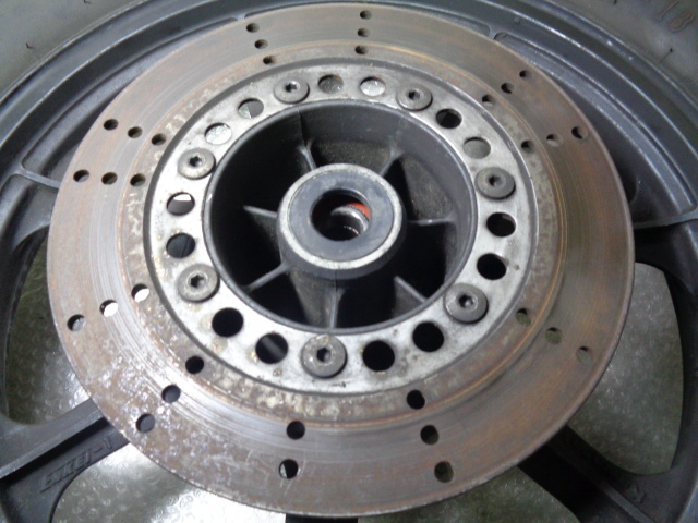 Z1000P，KZ1000ポリス リアホイール 18×2.50 (Z1000J，Z1000R，FX