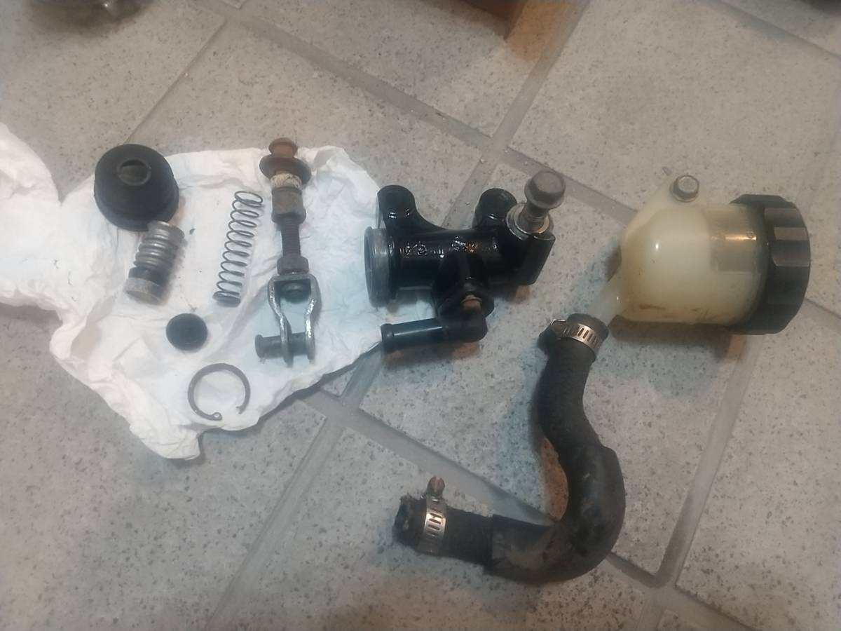 CBX550F リアマスターシリンダー CBX400F CBX400F CBX550F マスター