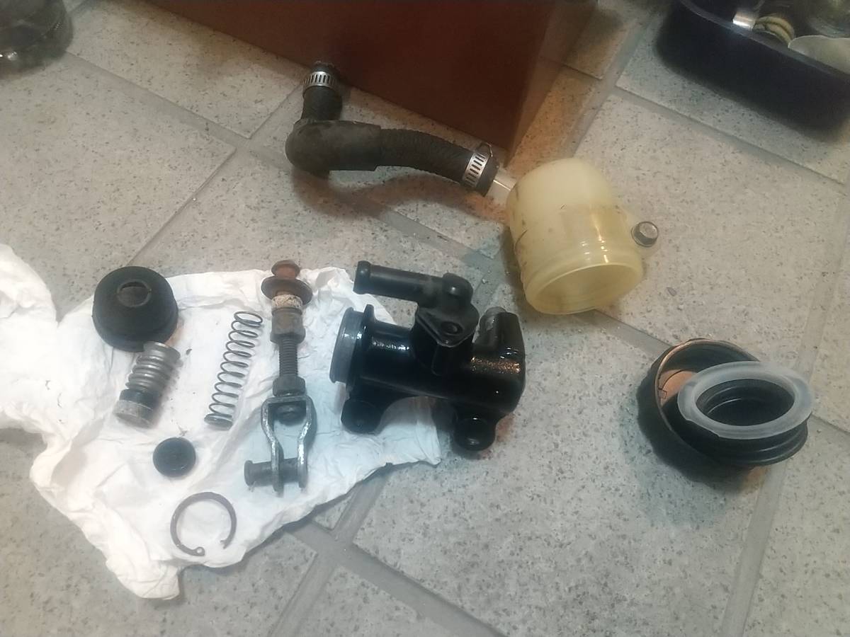 CBX550F リアマスターシリンダー CBX400F CBX400F CBX550F マスター
