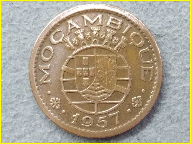 ポルトガル領 モザンビーク 50センタボ 硬貨/1957年】 50 CENTAVOS 旧 