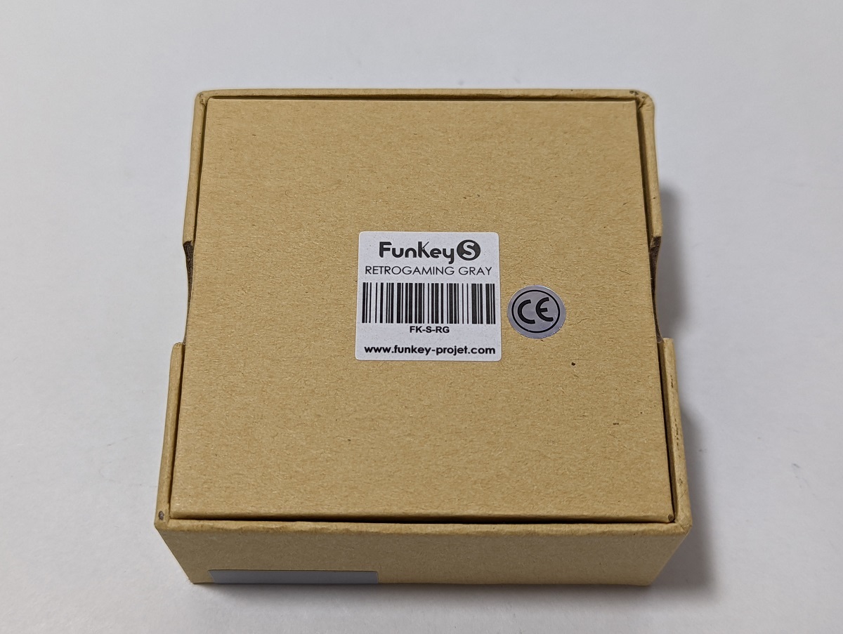 新品 Funkey S Retrogaming Gray グレー 超小型レトロゲーム