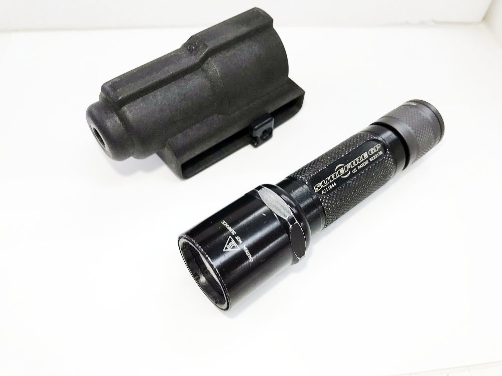 【SUREFIRE 6Pフラッシュライト カスタム品 キセノンバルブ ホルダー付