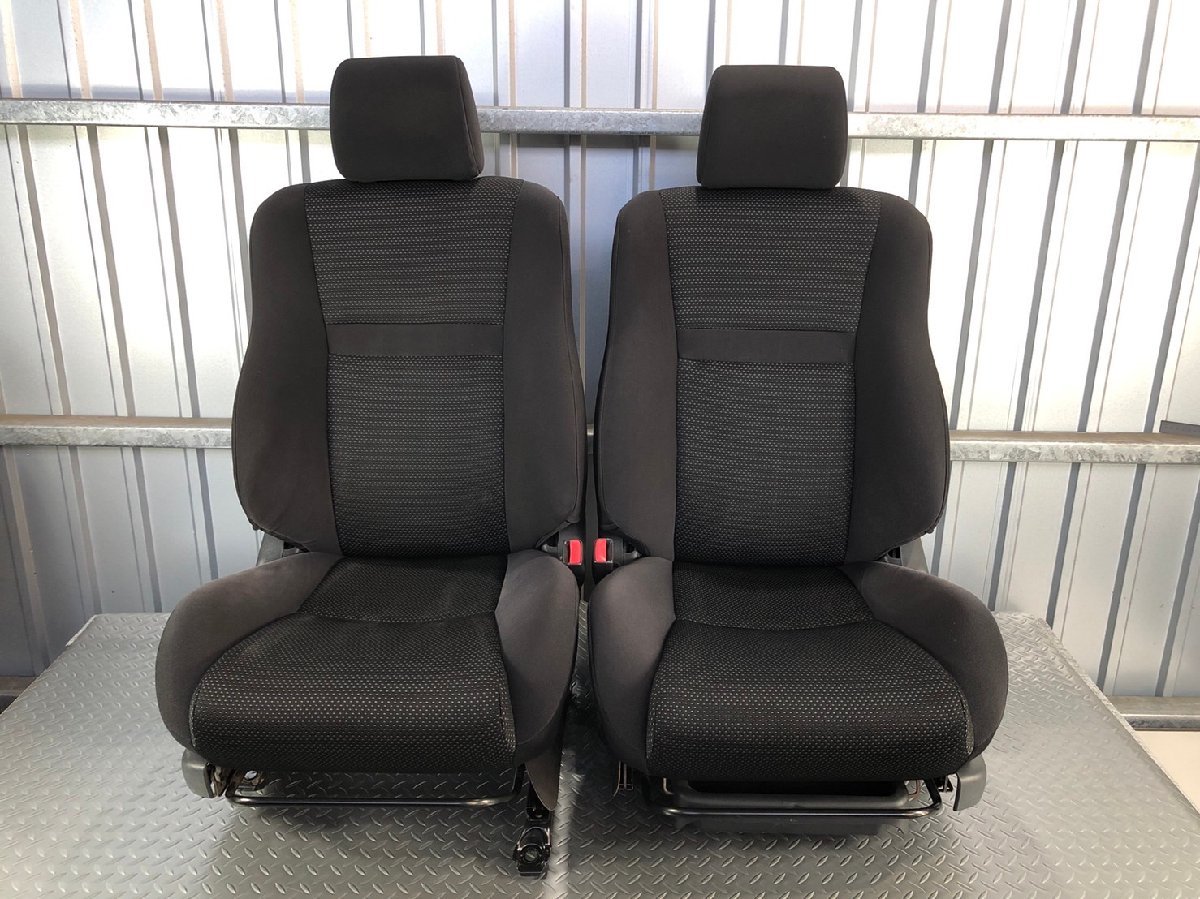RS NCP10 ヴィッツ（トヨタ）の価格・スペック情報{平成16年2月 