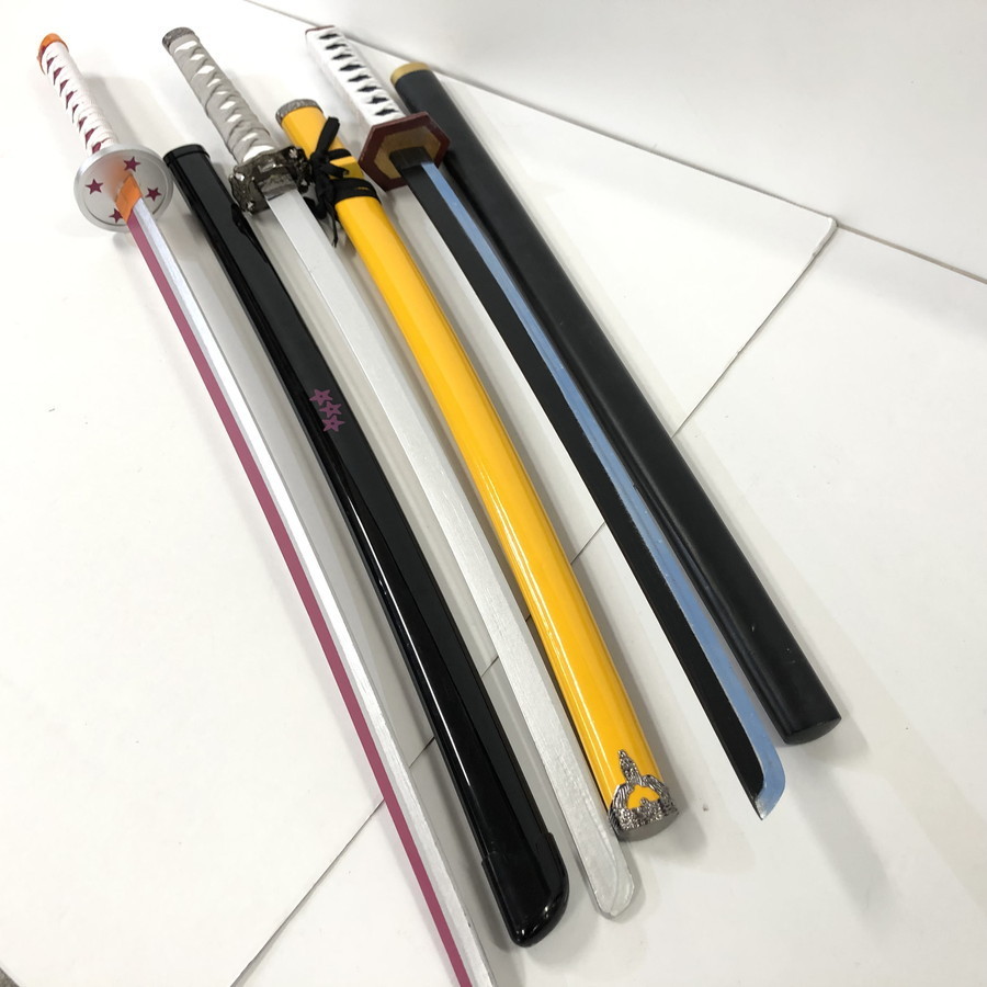 現状渡し品】 鬼滅の刃 模造刀 まとめ 【51-220511-MA-7-TEI】 【公式