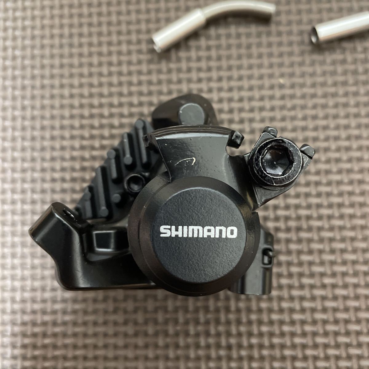 シマノ BR-RS305 フラットマウント 機械式ディスクブレーキ キャリパー