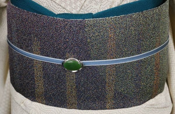 11274【秀品】正絹 月に霞の織り出し模様 8寸名古屋帯 松葉仕立て 八寸