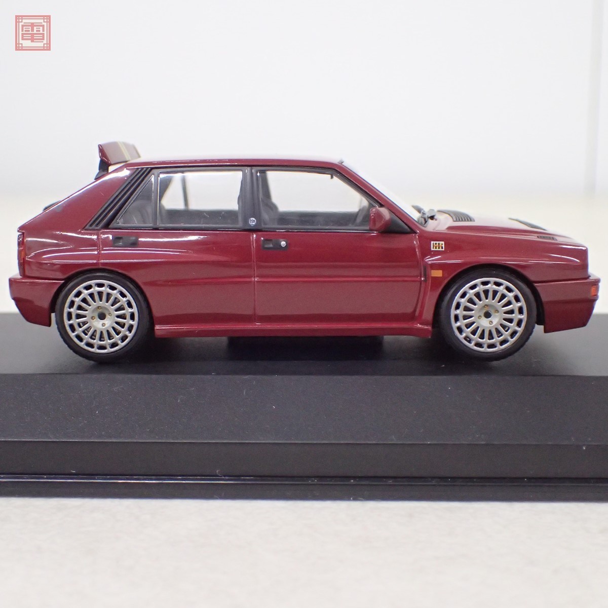 hpiレーシング 1/43 ランチア デルタ HF インテグラーレ