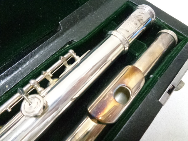 The Altus アルタス フルート A907 AZUMINO JAPAN ケース入り