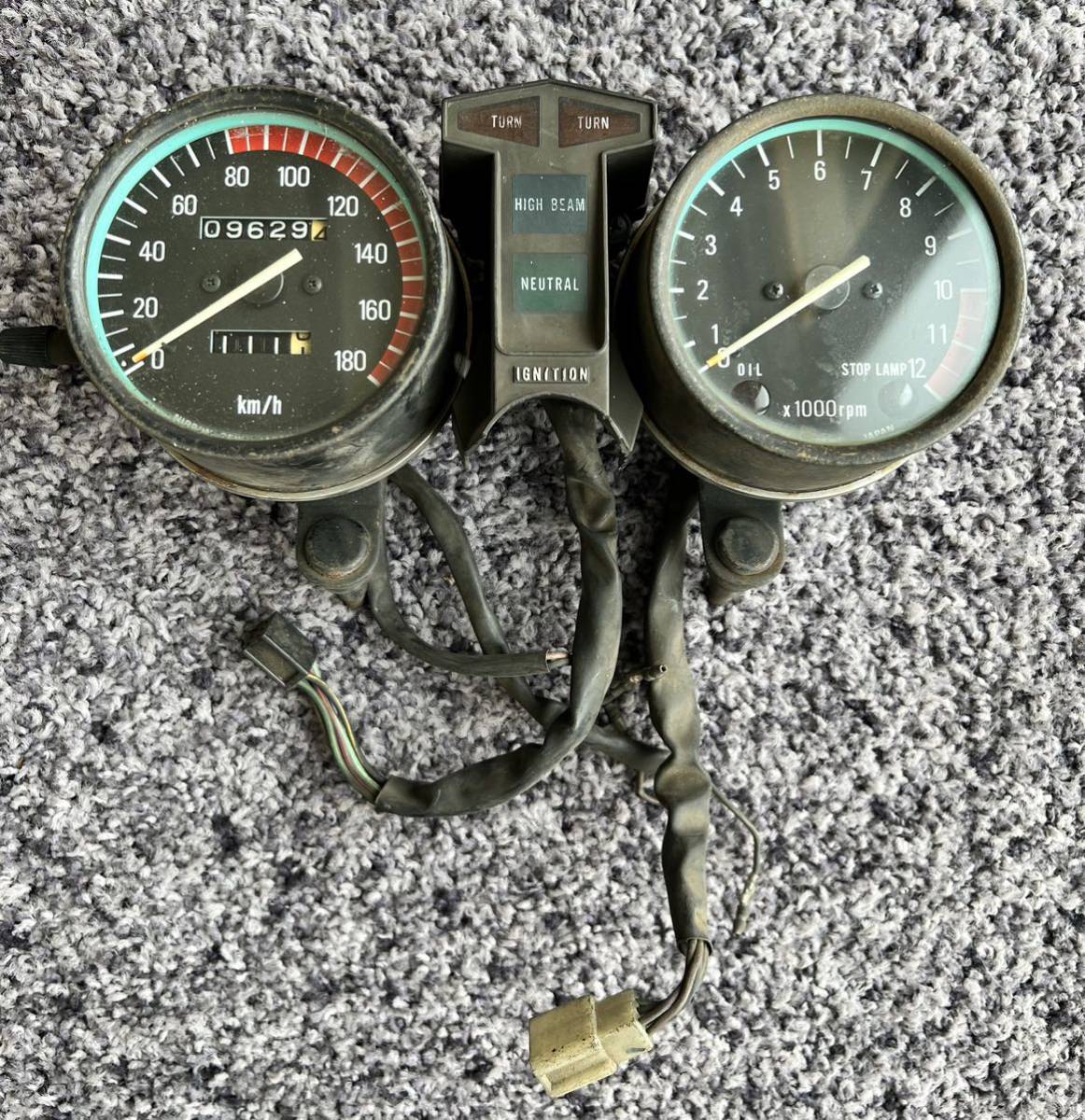 Z400FX 当時物 タコメーター 使える?ヤフオク14,000円で買ったメーター