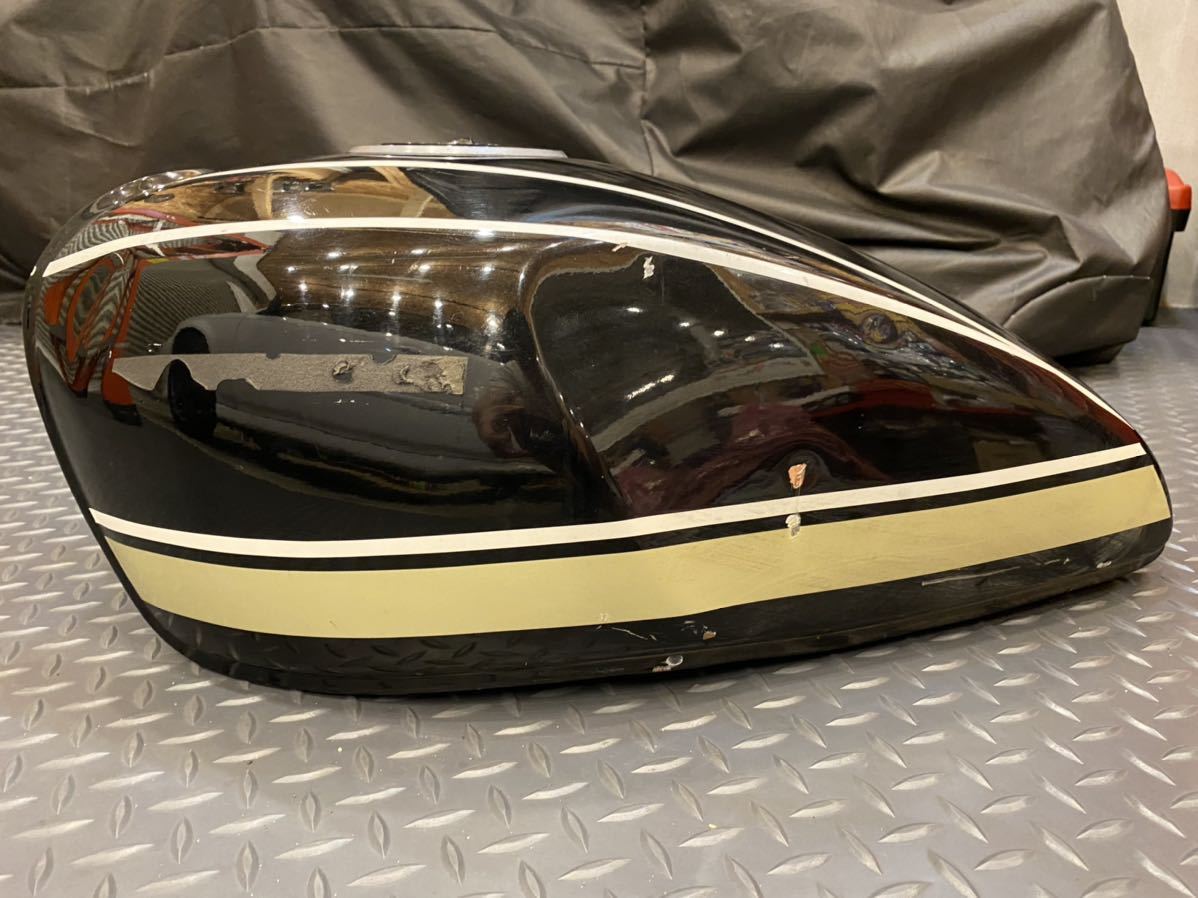 カワサキ ゼファー 400 zr400c タンク　ジャンク品　純正タンク ゼファーχ 