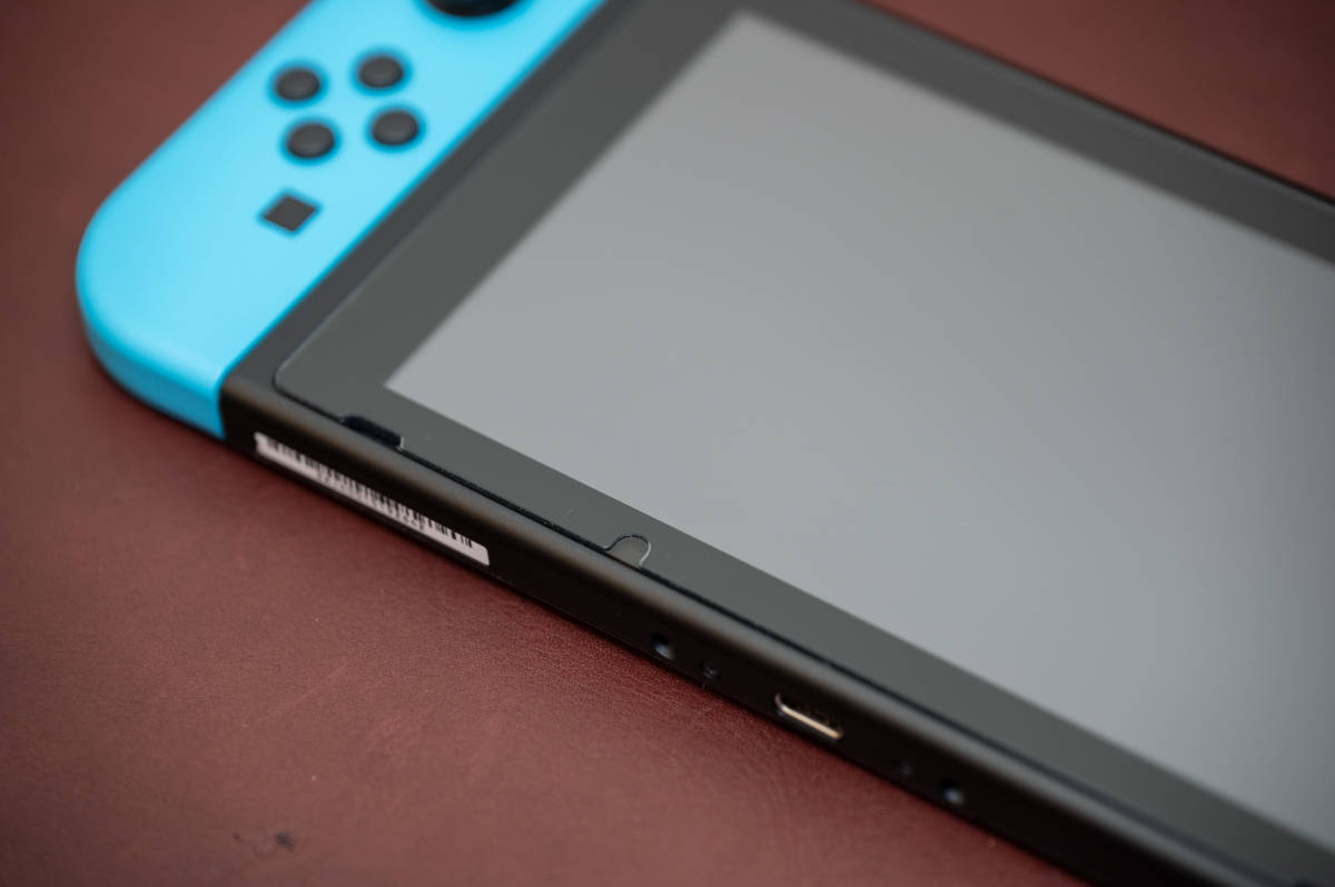 NINTENDO Switch(HAC-001) 本体 ネオンブルー×ネオンレッド (ガラス