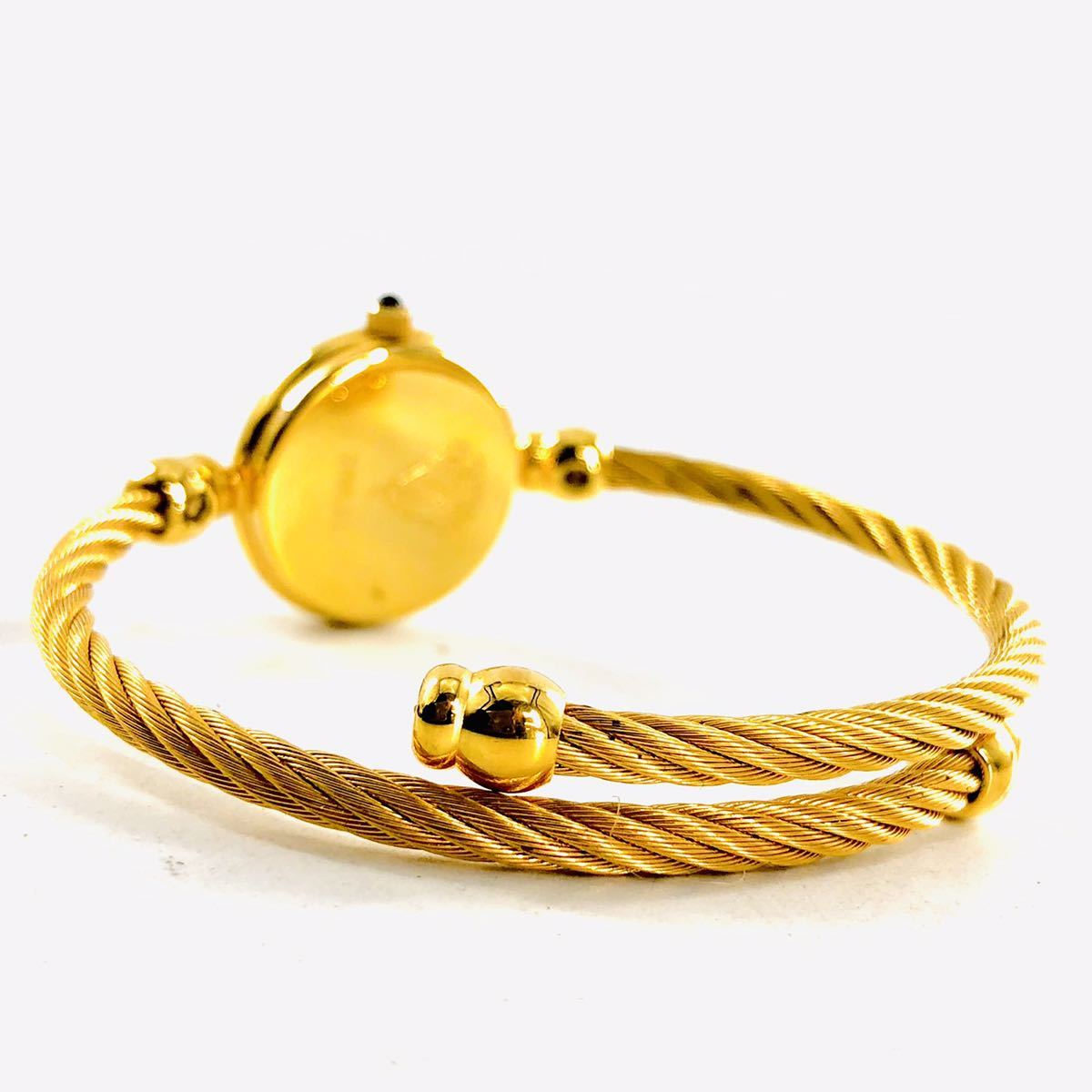 電池交換済み☆稼働品☆GUCCI☆】B-462 グッチ バングルウォッチ  