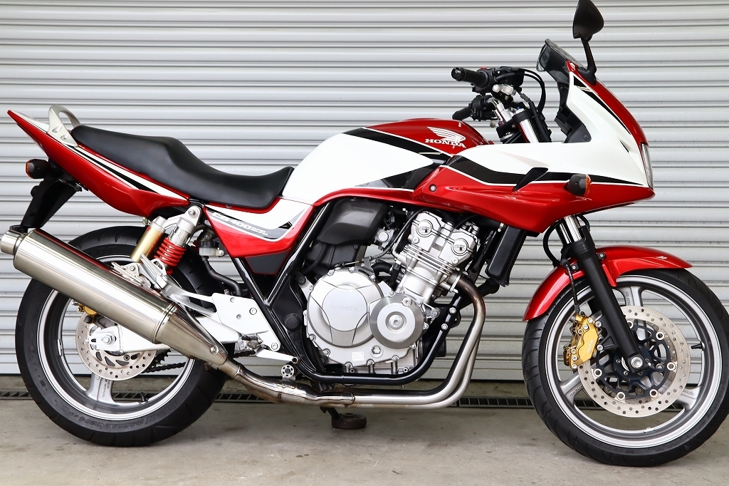 Cb400sfボルドール Revo Nc42 インジェクション コンディション自信あり トリコロールcbxカラー ローンok 修復歴なし 251cc 400cc 売買されたオークション情報 Yahooの商品情報をアーカイブ公開 オークファン Aucfan Com