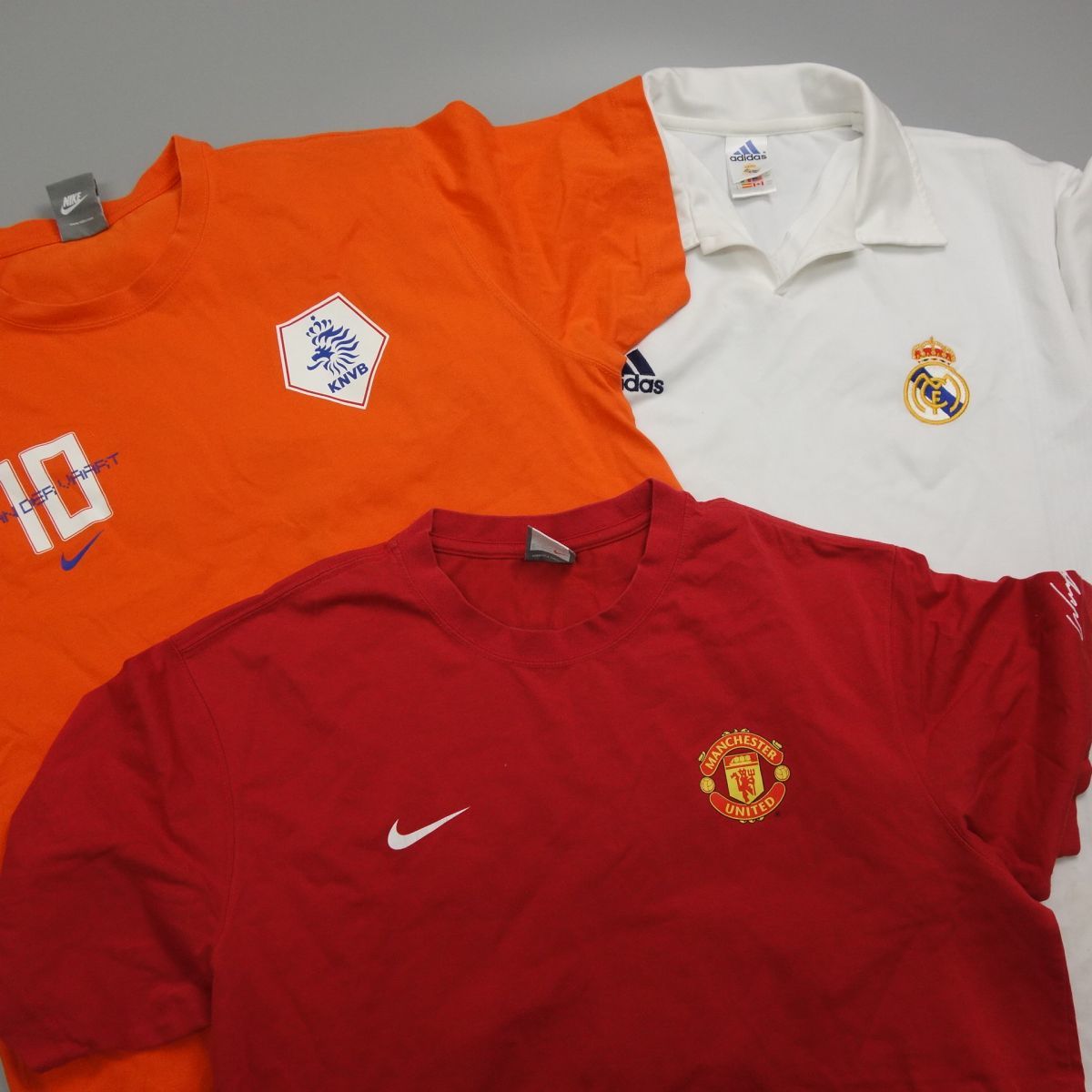 1円 13点おまとめ 海外サッカー ユニフォーム ジャージ Tシャツ マンu レアル チェルシー ブラジル イングランド アルゼンチン等 卸売 その他 売買されたオークション情報 Yahooの商品情報をアーカイブ公開 オークファン Aucfan Com
