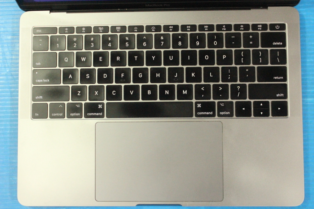 MacBook Pro Apple - (13-inch, 13-inch com: Technical – ports) 0 