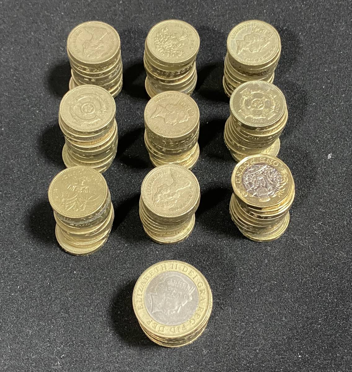 外国コイン イギリス 2ポンド 9枚 1ポンド 90枚 各種 まとめて 合計99枚 外国 海外 ヨーロッパ 売買されたオークション情報 Yahooの商品情報をアーカイブ公開 オークファン Aucfan Com