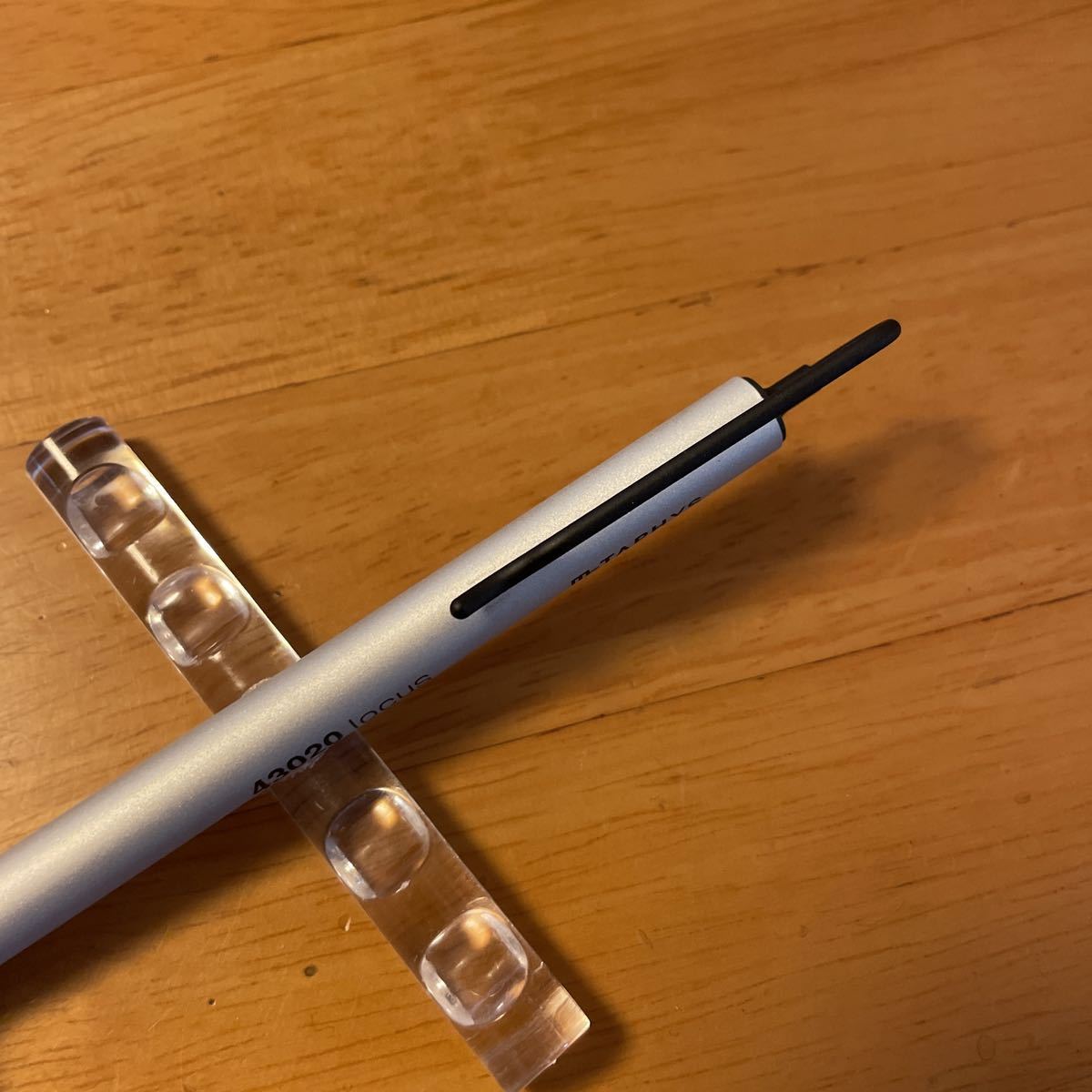 新品 廃盤 フエキ METAPHYS メタフィス locus ローカス 43020 2.0mm 芯 
