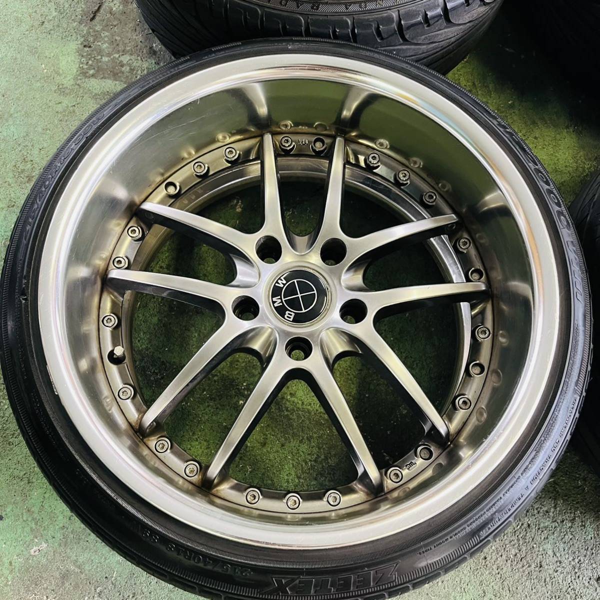 PIAA ROZZA 18インチホイール