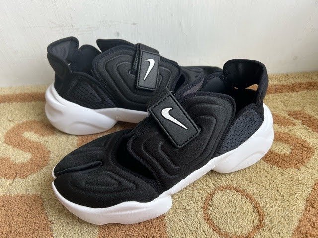 新品　NIKE アクアリフト 24.5 ブラック AQUA RIFT ナイキ NIKE AQUA RIFT ナイキ アクアリフト 24cm ブラック レディース
