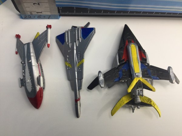 特撮 戦隊 メタルヒーローHGDGフィギュア ウルトラマンダイナ ガッツ