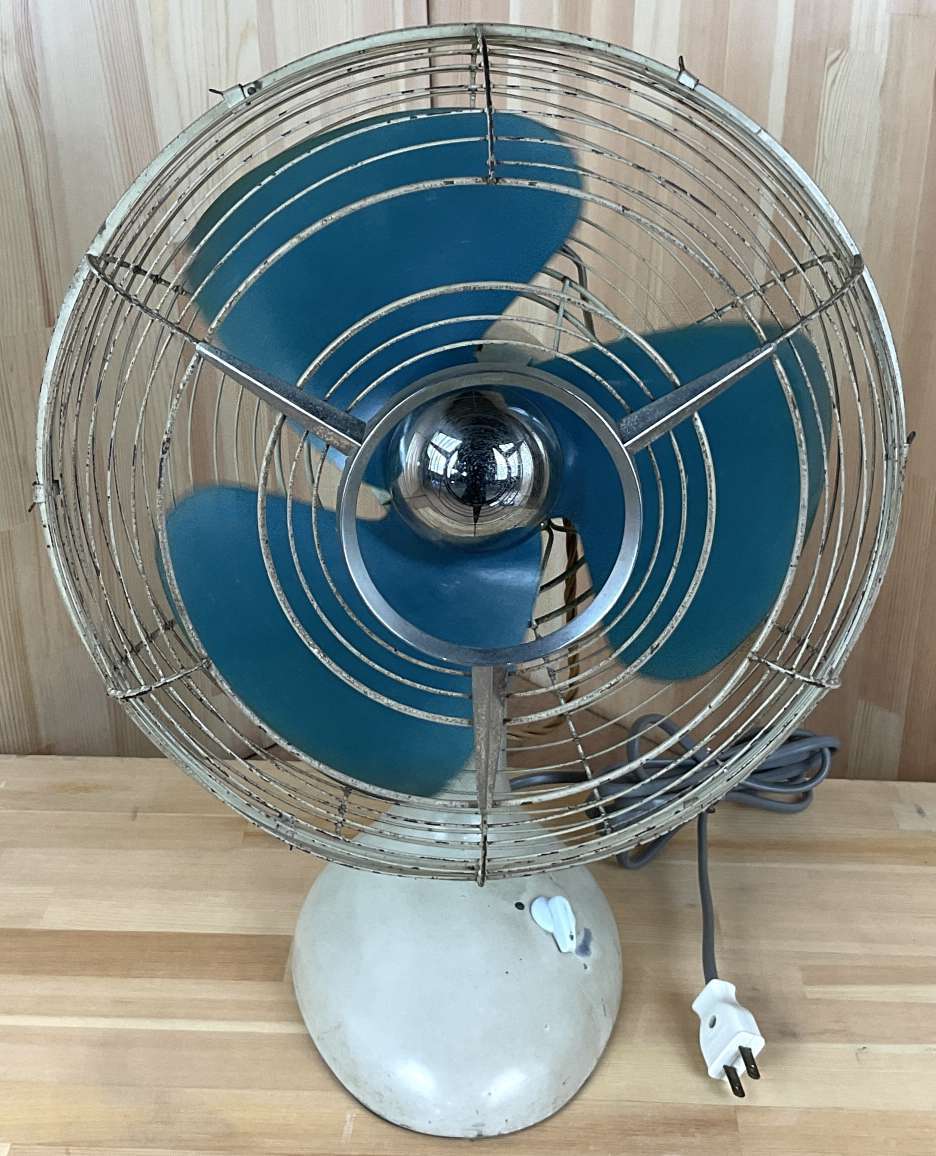 【中古】メーカー型番不明 三連扇風機? 2018年製 中古】メーカー型番不明 三連扇風機? 2018年製