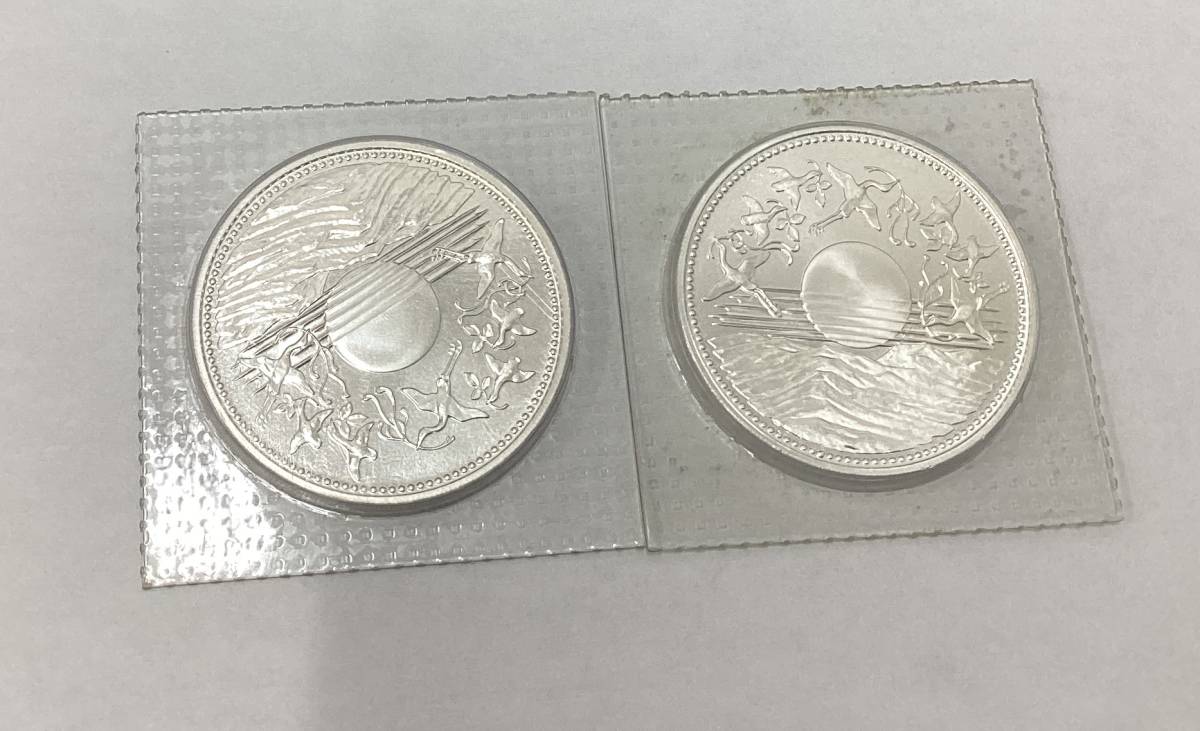 【昭和天皇御在位60周年記念 10，000円銀貨】1万円 日の出と瑞鳥 瑞雲 1枚組 ブリスターパック ケース付き 99 日の出と瑞鳥 ブリスターパック入り 昭和天皇御在位60周年記念
