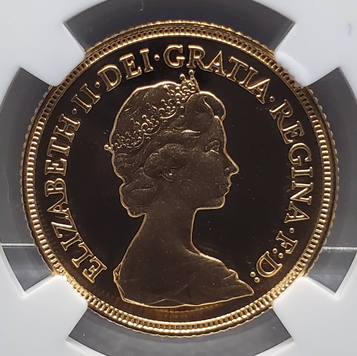 イギリス 金貨 1ソブリン 0 1983年 ソブリン金貨 NGC Yahoo!オークション ヤングエリザベス PF69 - NGC鑑定 UC1983年 エリザベス エリザベス2世 ソブリン